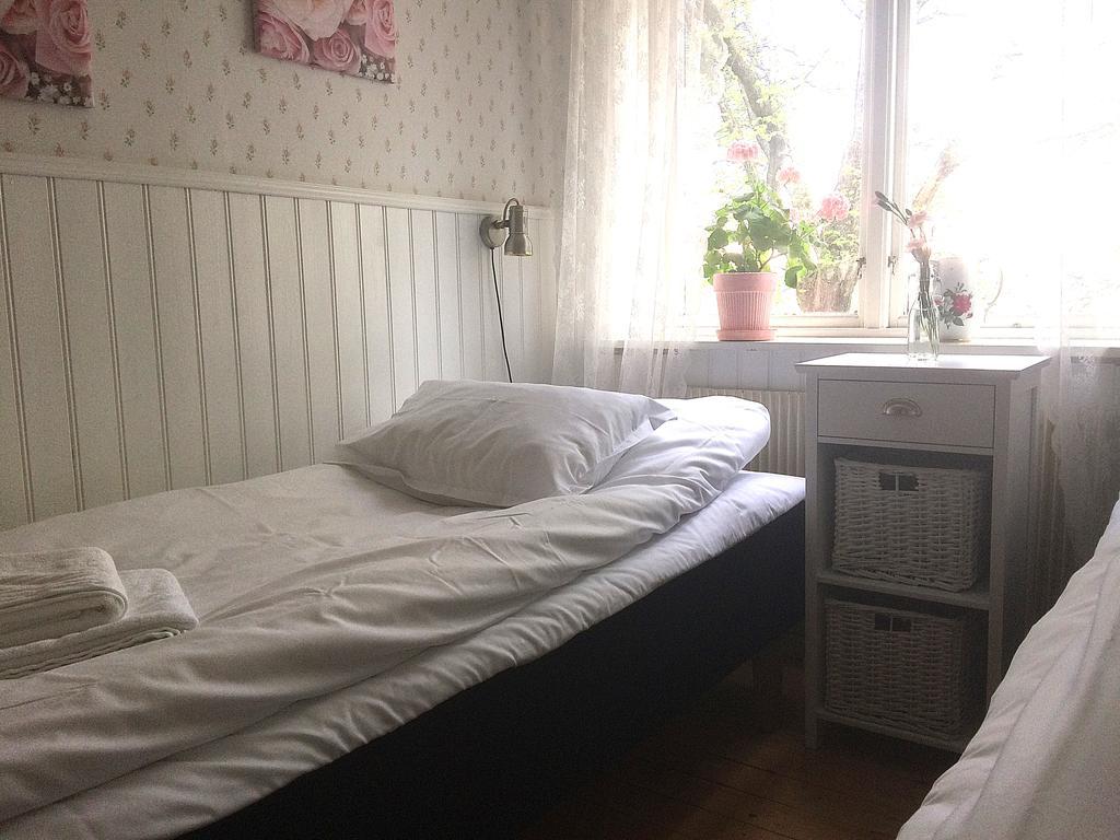 Karaby Gard, Country Living Hostel Kristinehamn Exterior photo