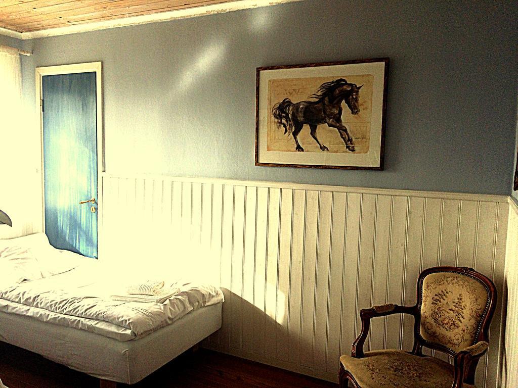 Karaby Gard, Country Living Hostel Kristinehamn Exterior photo